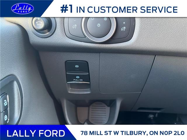 2025 Ford Transit-150 Cargo Base (Stk: LFTR00278) in Tilbury - Image 9 of 14