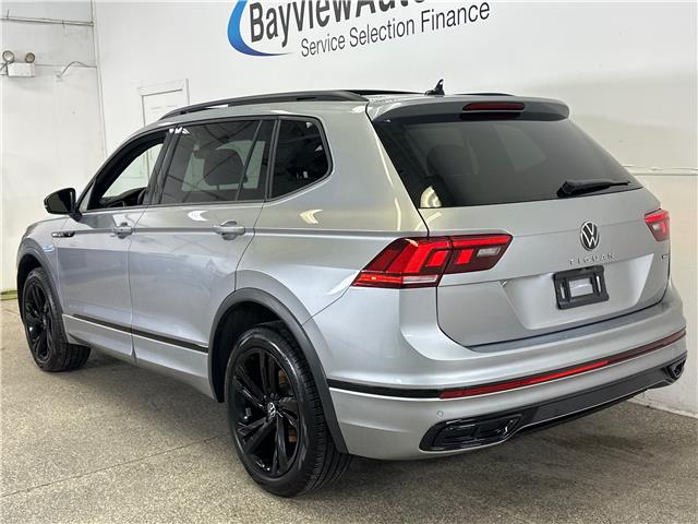 2024 Volkswagen Tiguan Comfortline R-Line Black Edition (Stk: 43425J) in Belleville - Image 5 of 26
