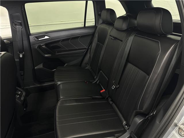 2024 Volkswagen Tiguan Comfortline R-Line Black Edition (Stk: 43425J) in Belleville - Image 7 of 26