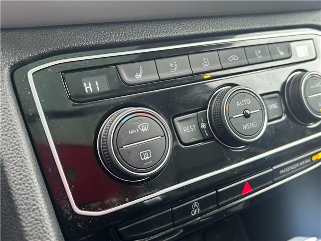 2023 Volkswagen Atlas 3.6 FSI Highline (Stk: P5684) in Kingston - Image 17 of 33