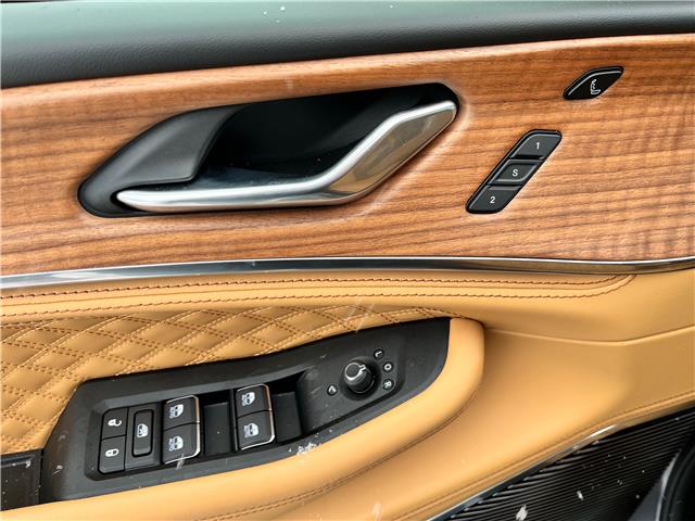 2025 Jeep Grand Cherokee Summit (Stk: 25-438) in Sarnia - Image 11 of 26