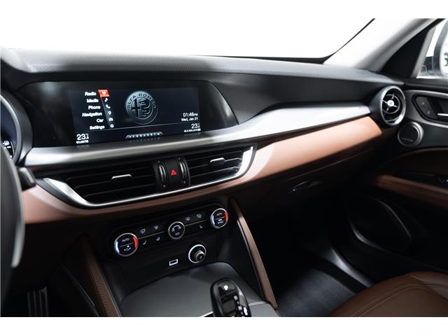 2018 Alfa Romeo Stelvio Base (Stk: ARUC883A) in Calgary - Image 18 of 30