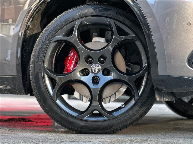 2025 Alfa Romeo Stelvio Base (Stk: 686AR) in Toronto - Image 3 of 24