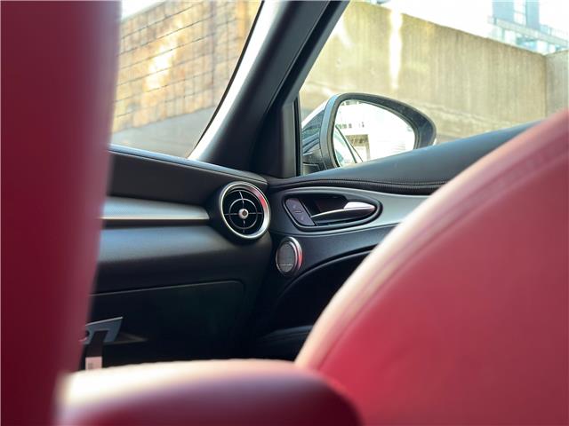 2025 Alfa Romeo Stelvio Base (Stk: 686AR) in Toronto - Image 12 of 24