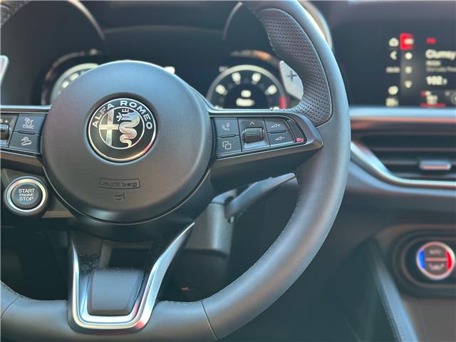 2025 Alfa Romeo Stelvio Base (Stk: 686AR) in Toronto - Image 24 of 24