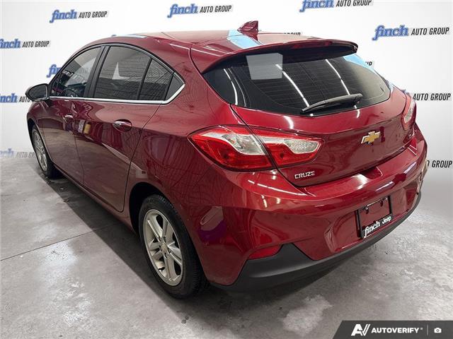 2017 Chevrolet Cruze Hatch LT Auto (Stk: 165000) in London - Image 4 of 26
