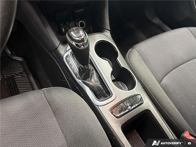2017 Chevrolet Cruze Hatch LT Auto (Stk: 165000) in London - Image 21 of 26