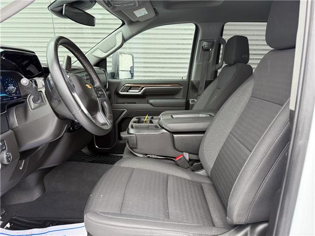 2025 Chevrolet Silverado 3500HD LT (Stk: U11069) in London - Image 8 of 24