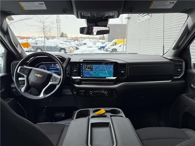 2025 Chevrolet Silverado 3500HD LT (Stk: U11069) in London - Image 14 of 24