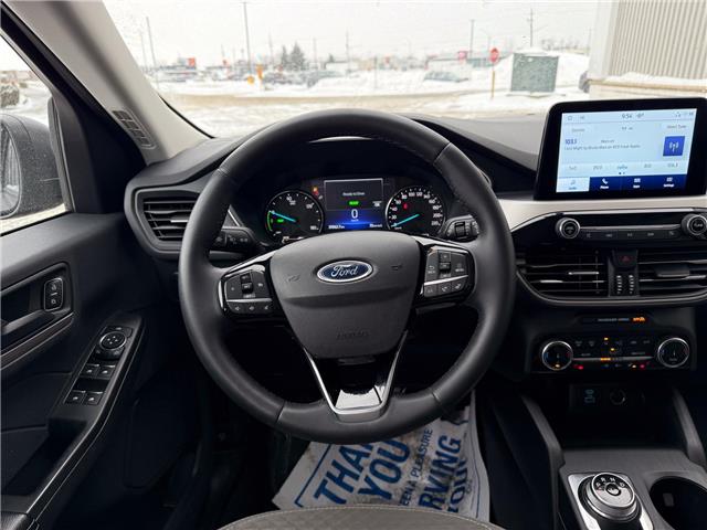 2022 Ford Escape SE Hybrid (Stk: UM040A) in London - Image 14 of 23 2022 Ford Escape SE Hybrid (Stk: UM040A) in London - Image 14 of 23