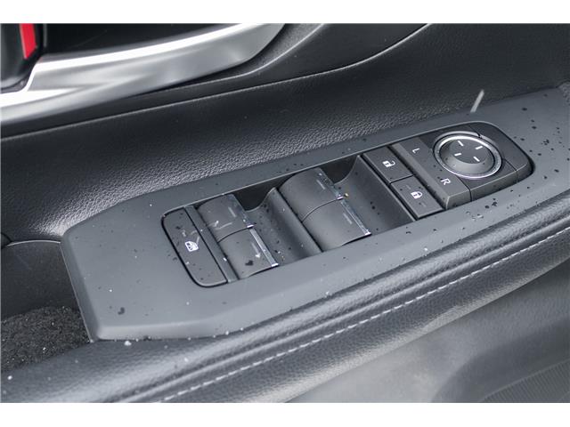 2025 Toyota Grand Highlander Hybrid XLE (Stk: 26035A) in Walkerton - Image 13 of 17