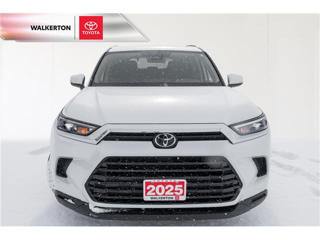 2025 Toyota Grand Highlander Hybrid XLE (Stk: 26035A) in Walkerton - Image 2 of 17