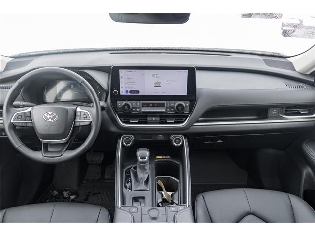 2025 Toyota Grand Highlander Hybrid XLE (Stk: 26035A) in Walkerton - Image 16 of 17
