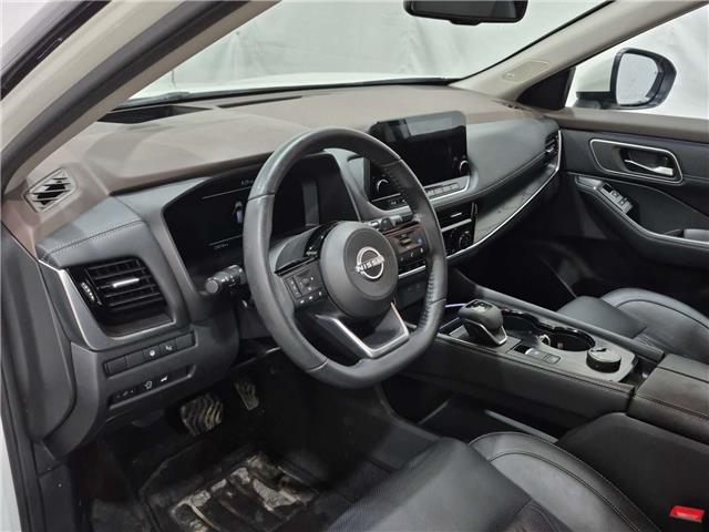 2023 Nissan Rogue Platinum (Stk: 43449J) in Belleville - Image 2 of 3