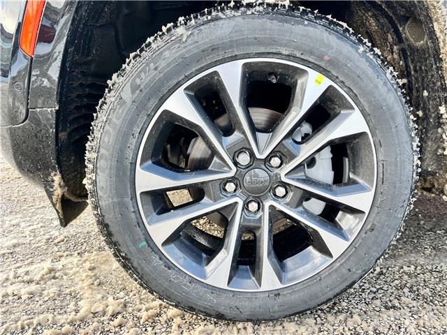 2025 Jeep Grand Cherokee Overland (Stk: 25-434) in Sarnia - Image 8 of 24