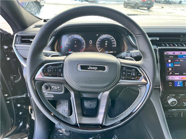 2025 Jeep Grand Cherokee Overland (Stk: 25-434) in Sarnia - Image 13 of 24