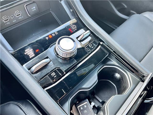 2025 Jeep Grand Cherokee Overland (Stk: 25-434) in Sarnia - Image 17 of 24