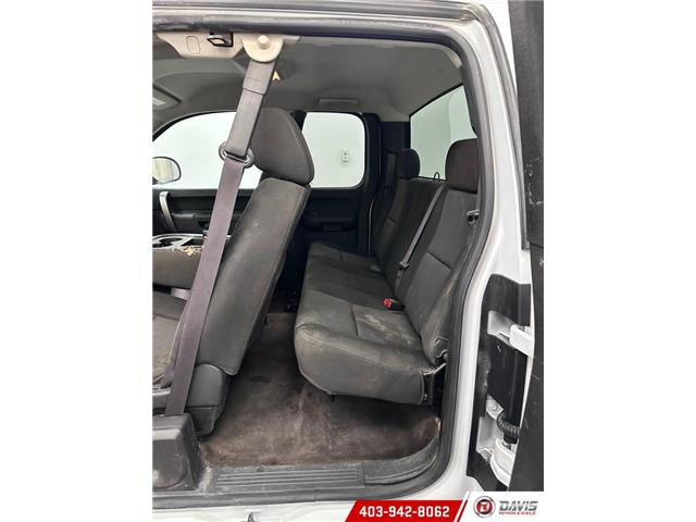 2013 GMC Sierra 1500 SL (Stk: 21123) in Lethbridge - Image 9 of 20 2013 GMC Sierra 1500 SL (Stk: 21123) in Lethbridge - Image 9 of 20