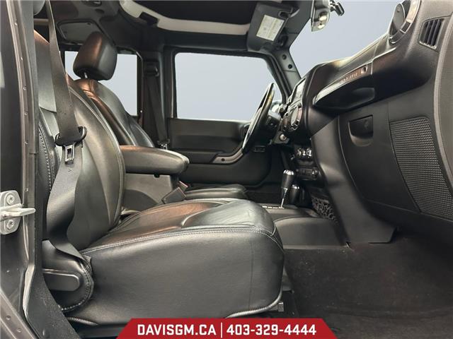 2018 Jeep Wrangler JK Unlimited Sahara (Stk: 302679) in Lethbridge - Image 15 of 15