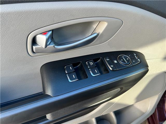 2017 Kia Sedona LX (Stk: V6158A) in Kingston - Image 16 of 23