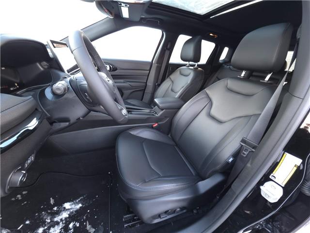 2026 Jeep Compass Limited (Stk: 26011) in New Hamburg - Image 2 of 19