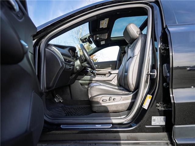 2022 Cadillac XT4 Sport (Stk: 30650A) in Surrey - Image 8 of 27