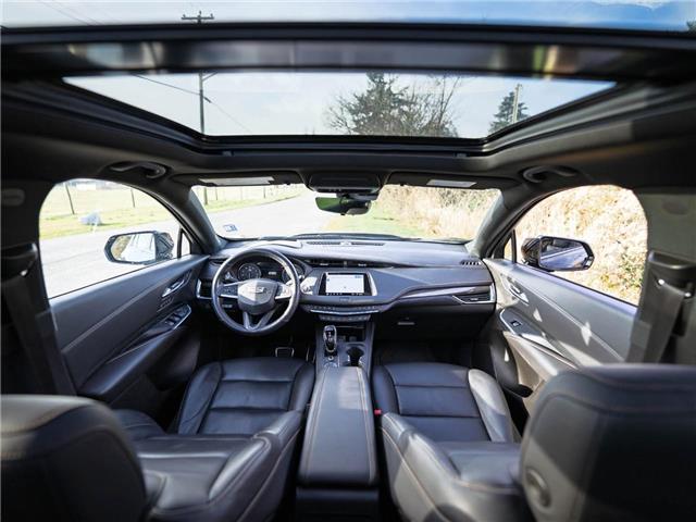 2022 Cadillac XT4 Sport (Stk: 30650A) in Surrey - Image 9 of 27