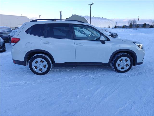 2019 Subaru Forester 2.5i in Ottawa - Image 12 of 28