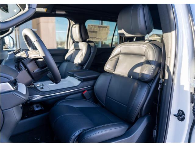 2026 Lincoln Navigator L Reserve (Stk: T-730) in Calgary - Image 12 of 22