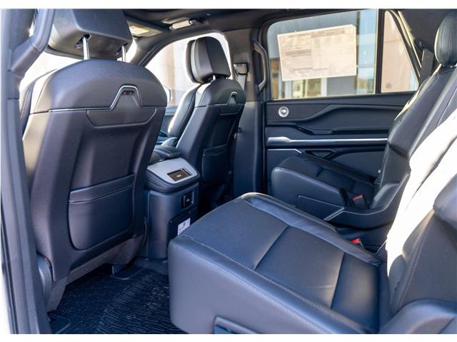 2026 Lincoln Navigator L Reserve (Stk: T-730) in Calgary - Image 21 of 22