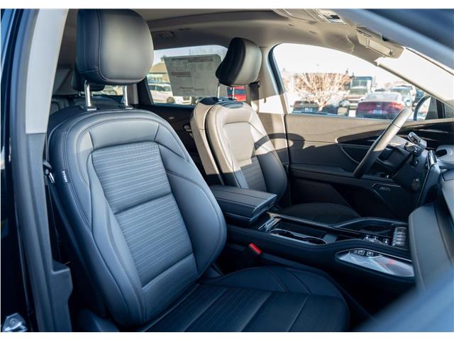 2026 Lincoln Nautilus Reserve (Stk: T-808) in Calgary - Image 16 of 18 2026 Lincoln Nautilus Reserve (Stk: T-808) in Calgary - Image 16 of 18