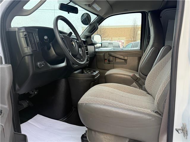 2021 Chevrolet Express 2500 Work Van (Stk: W9326) in Uxbridge - Image 13 of 16