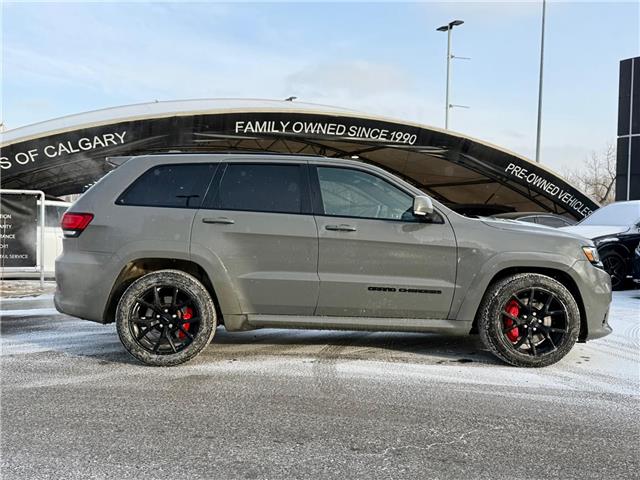2019 Jeep Grand Cherokee SRT (Stk: 260325A) in Calgary - Image 2 of 18