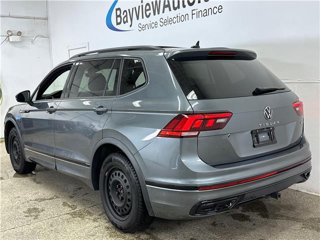 2024 Volkswagen Tiguan Comfortline R-Line Black Edition (Stk: 43430J) in Belleville - Image 5 of 25