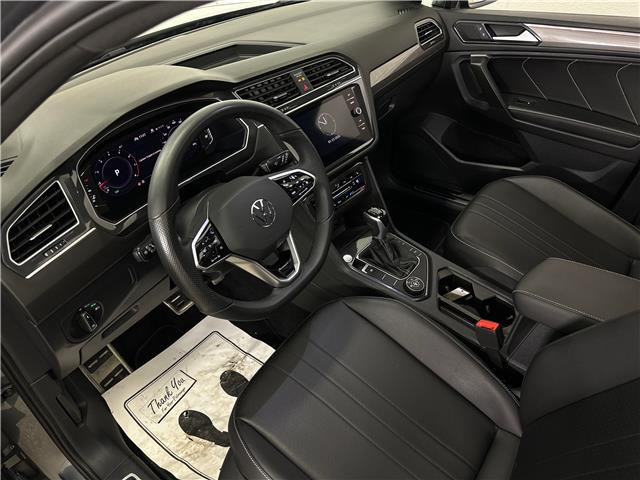 2024 Volkswagen Tiguan Comfortline R-Line Black Edition (Stk: 43430J) in Belleville - Image 11 of 25