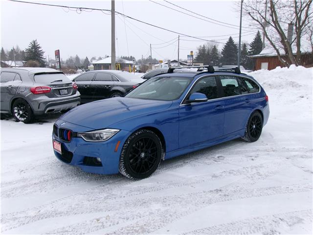 2014 BMW 328i xDrive Touring in Kitchener - Image 2 of 28