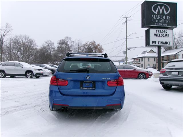 2014 BMW 328i xDrive Touring in Kitchener - Image 5 of 28