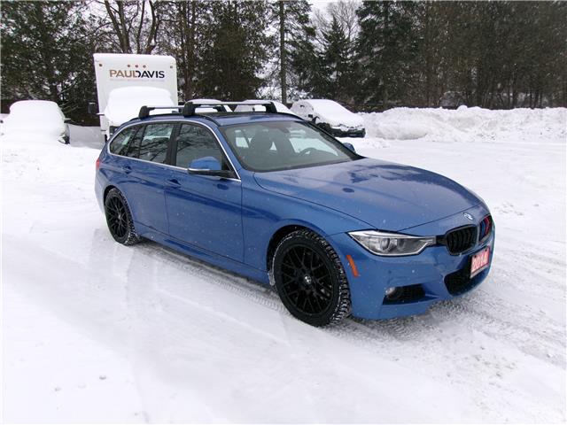 2014 BMW 328i xDrive Touring in Kitchener - Image 8 of 28