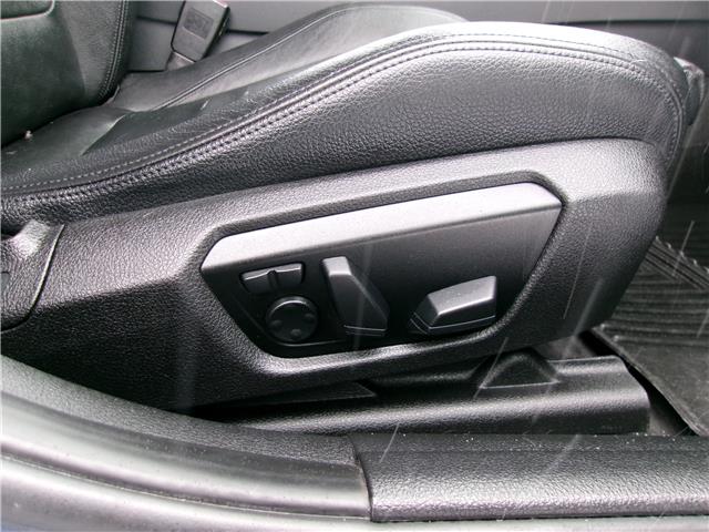 2014 BMW 328i xDrive Touring in Kitchener - Image 22 of 28