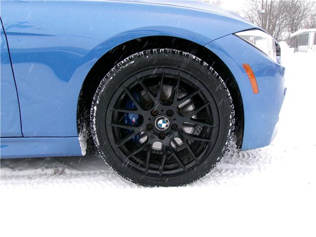 2014 BMW 328i xDrive Touring in Kitchener - Image 23 of 28