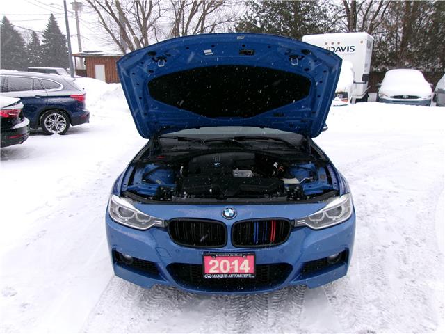2014 BMW 328i xDrive Touring in Kitchener - Image 24 of 28