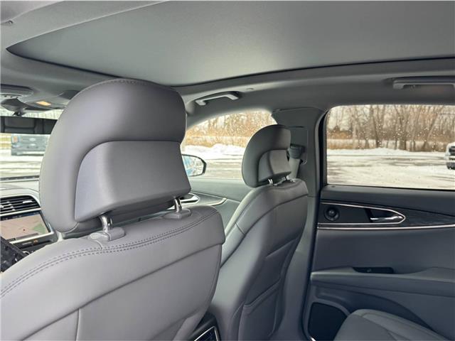 2019 Lincoln Nautilus Reserve (Stk: TR46156) in Windsor - Image 12 of 27