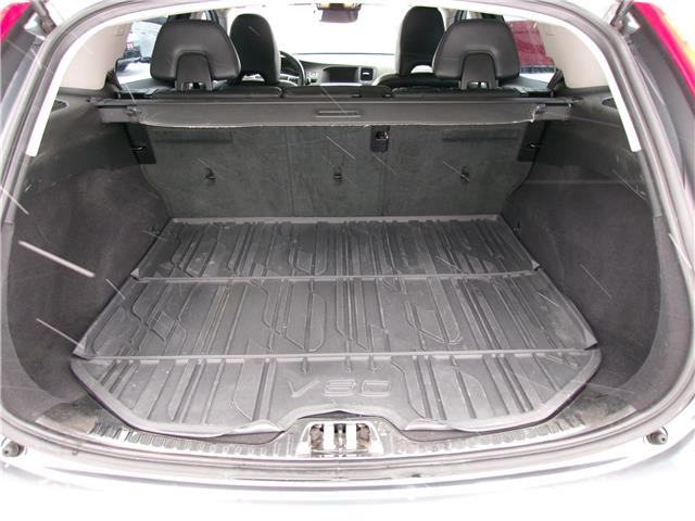 2016 Volvo V60 T5 Premier in Kitchener - Image 15 of 24 2016 Volvo V60 T5 Premier in Kitchener - Image 15 of 24