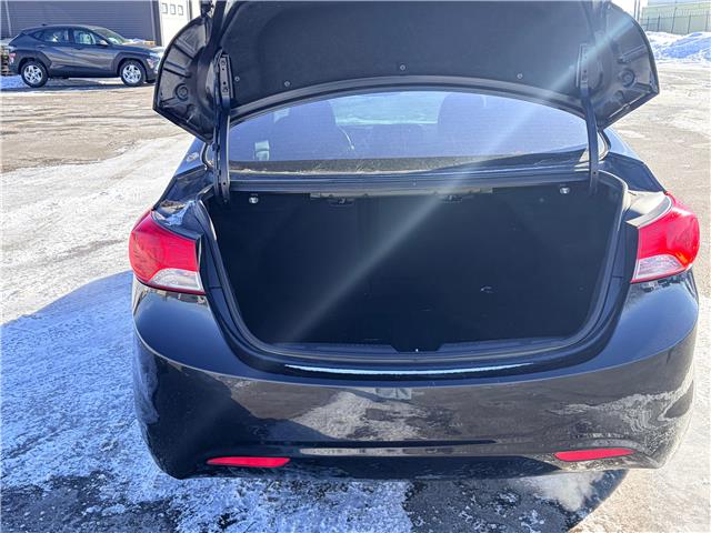 2011 Hyundai Elantra Limited (Stk: S277A) in Chatham - Image 6 of 21