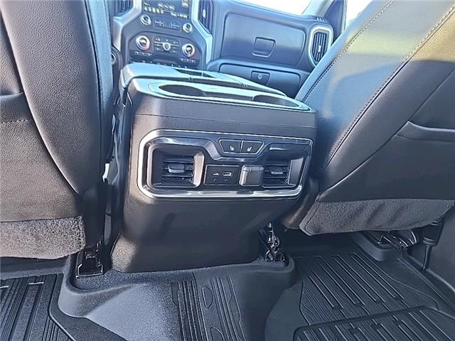 2021 GMC Sierra 1500 SLT (Stk: 26T077A) in Wadena - Image 11 of 17