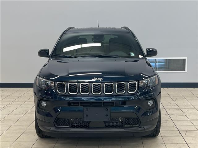 2026 Jeep Compass North (Stk: T208867) in Courtenay - Image 2 of 16