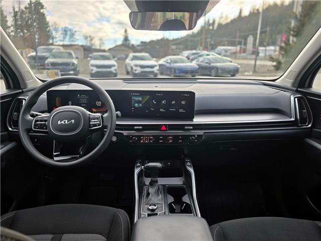 2024 Kia Sorento 2.5L LX (Stk: 51402) in Castlegar - Image 12 of 17