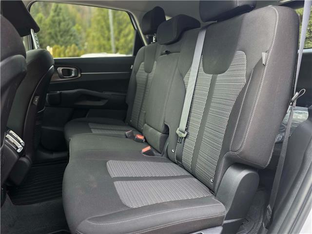 2024 Kia Sorento 2.5L LX (Stk: 51402) in Castlegar - Image 13 of 17