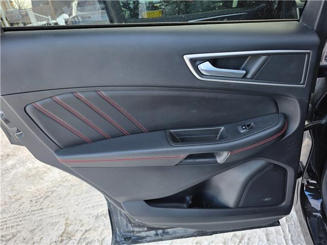 2021 Ford Edge ST Line in Kemptville - Image 14 of 18 2021 Ford Edge ST Line in Kemptville - Image 14 of 18