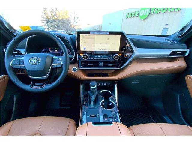 2026 Toyota Highlander Hyb  (Stk: 26B5147) in Sherwood Park - Image 13 of 30
